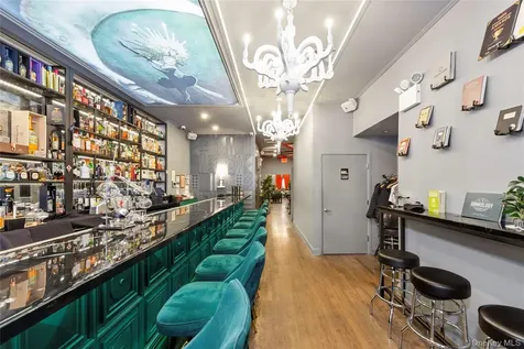 4304 34th Avenue Astoria NY 11101