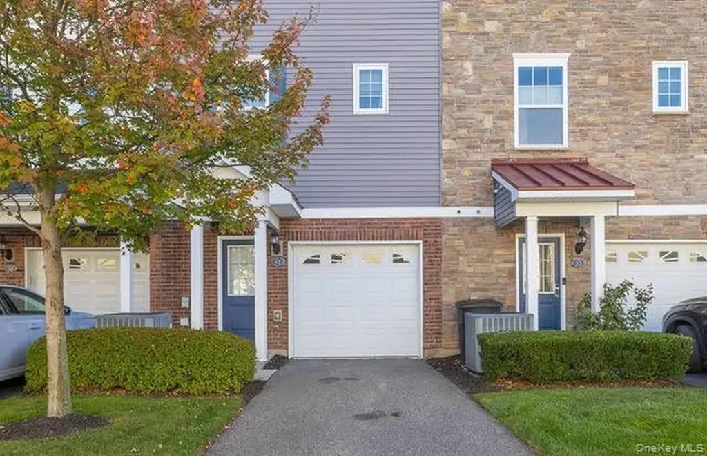 31 Barley Lane Patchogue NY 11772