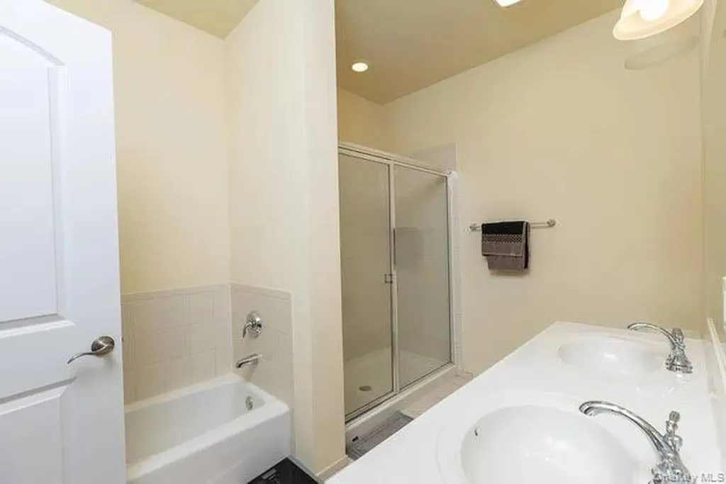 31 Barley Lane Patchogue NY 11772