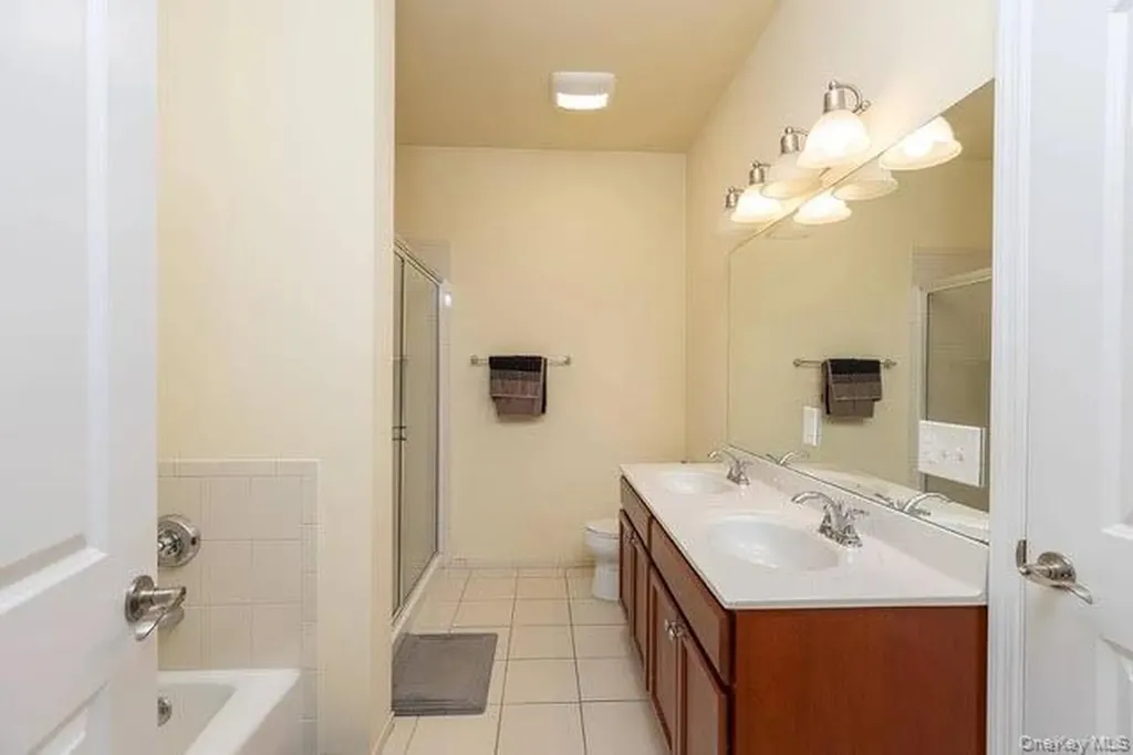 31 Barley Lane Patchogue NY 11772