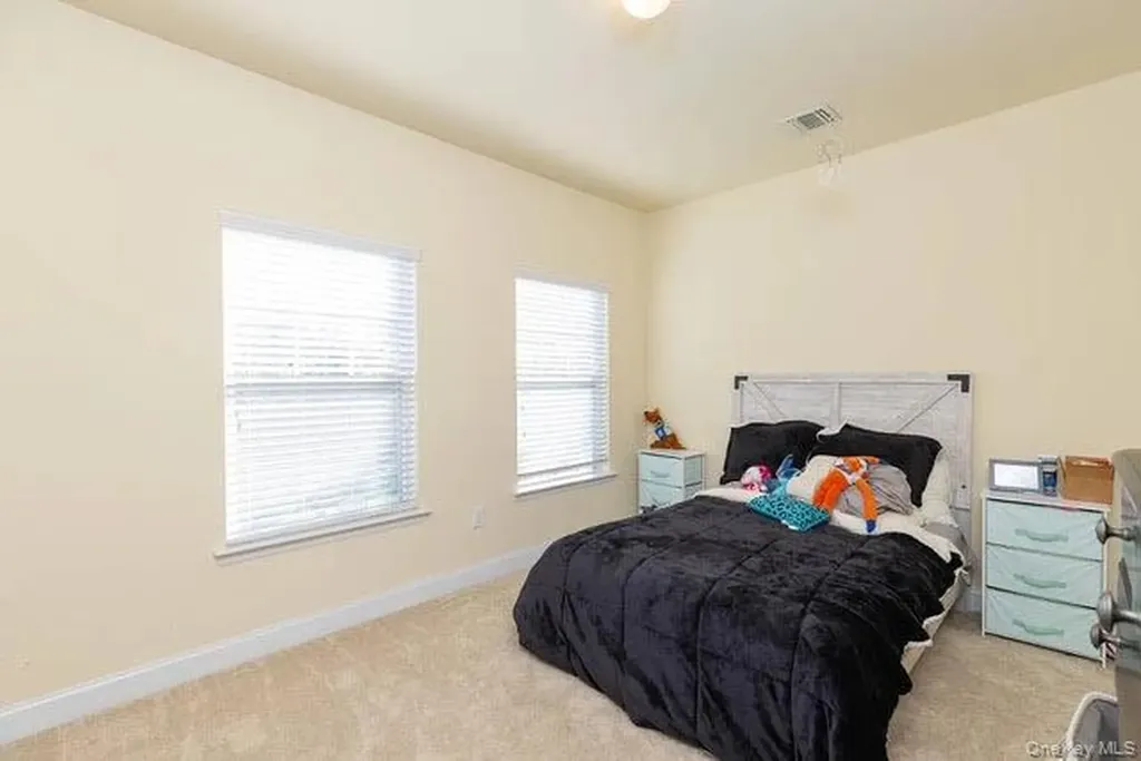 31 Barley Lane Patchogue NY 11772