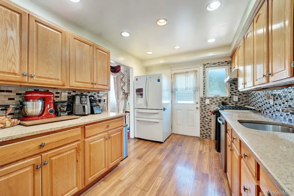 54 Cypress Avenue Bethpage NY 11714