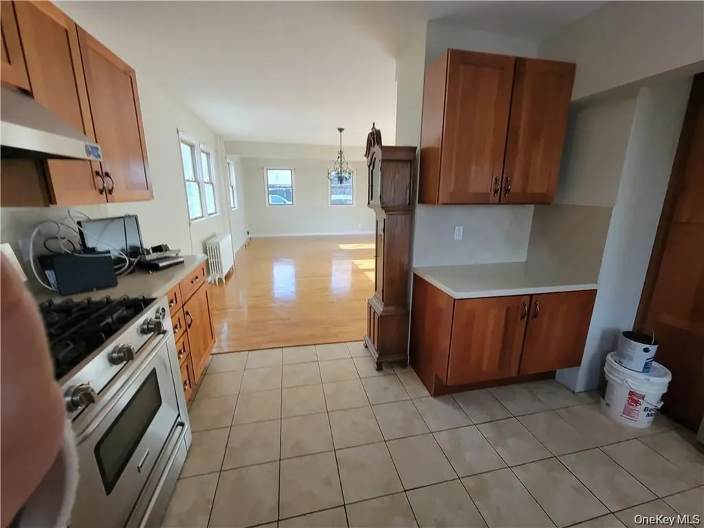 130 Locust Avenue New Rochelle NY 10805