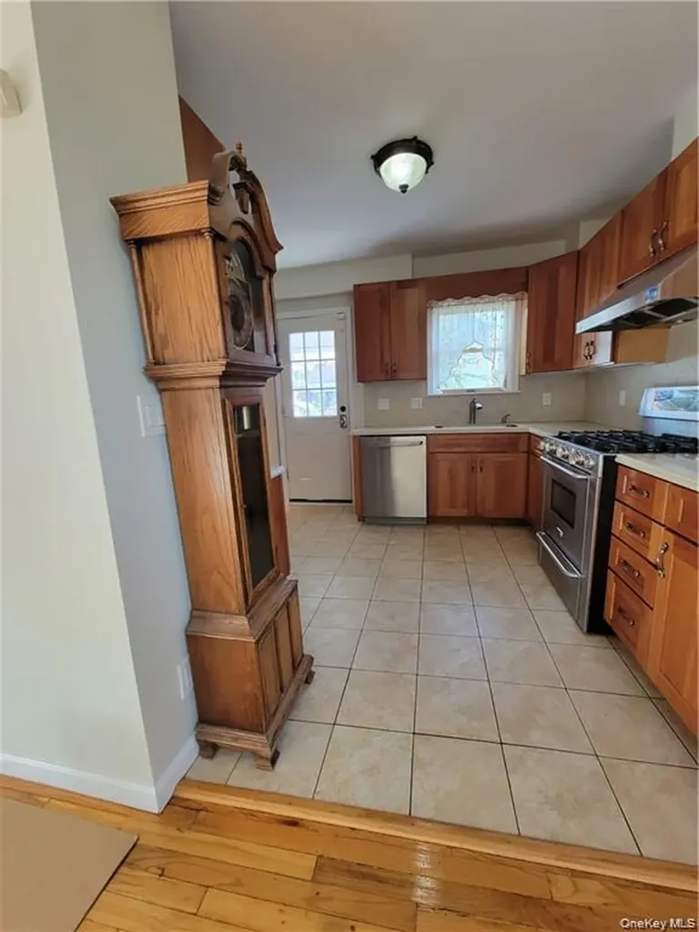 130 Locust Avenue New Rochelle NY 10805