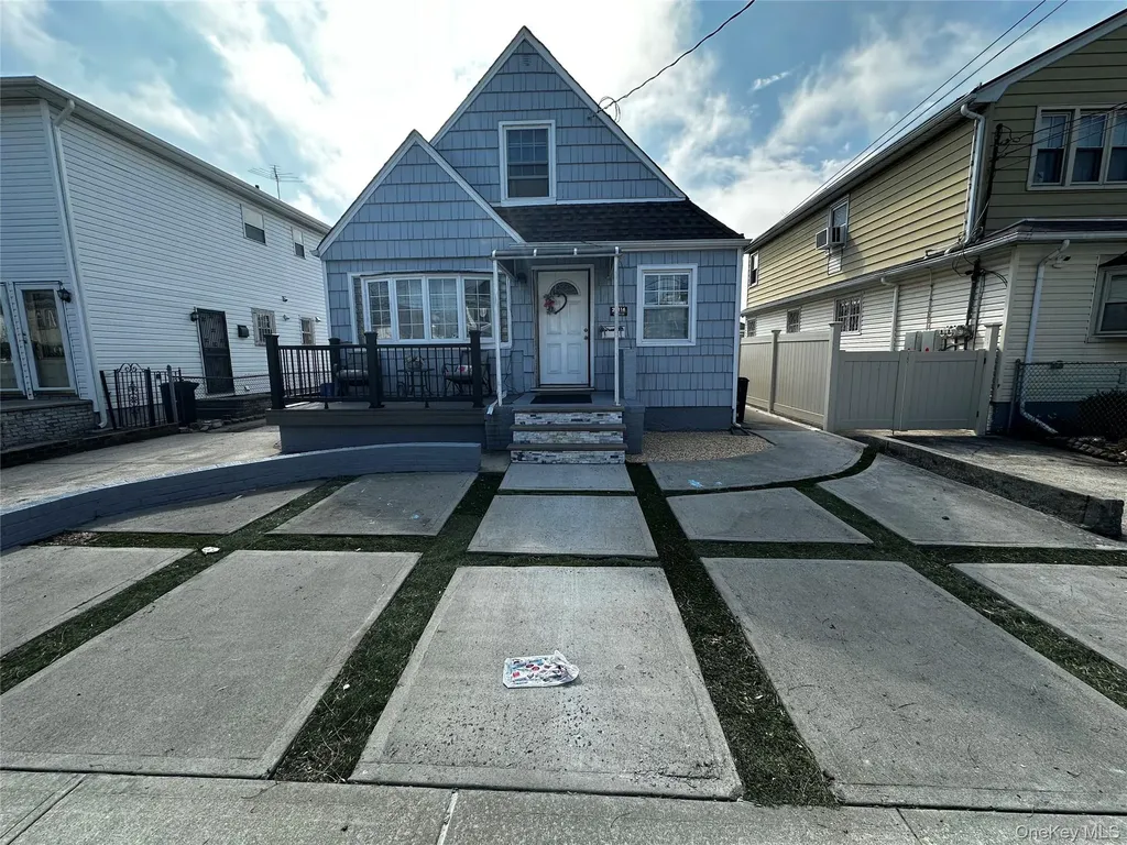 24116 148th Road Rosedale NY 11422
