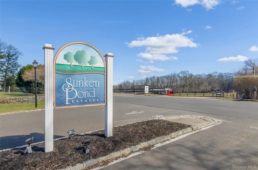 3006 Amen Corner Riverhead NY 11901