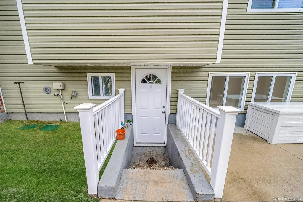 508 Nostrand Avenue Central Islip NY 11722