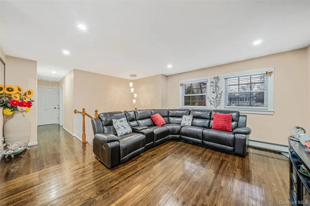 508 Nostrand Avenue Central Islip NY 11722