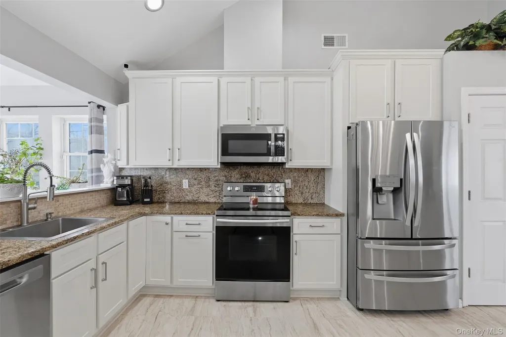 37 Somers Hills Road Carmel NY 10512