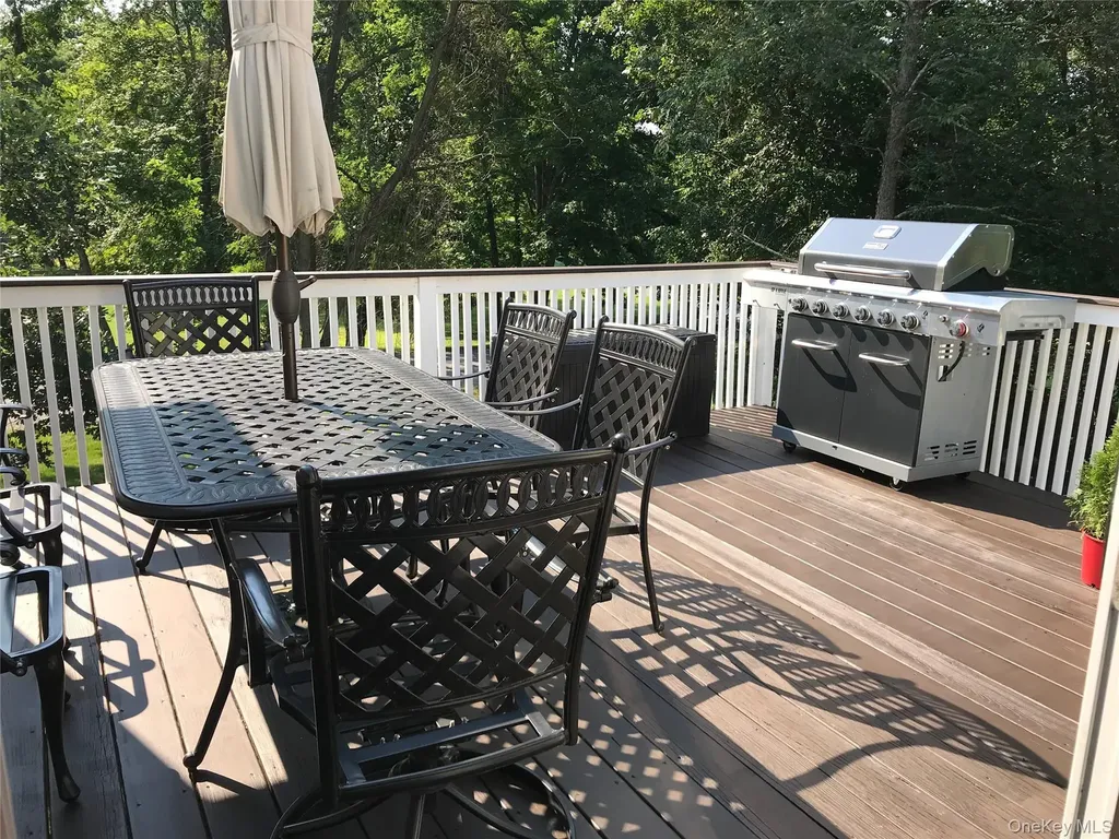 37 Somers Hills Road Carmel NY 10512
