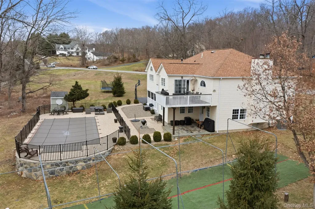37 Somers Hills Road Carmel NY 10512