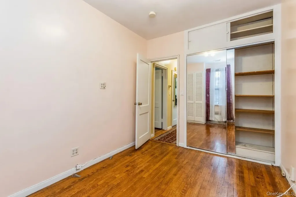 4121 Grace Avenue Bronx NY 10466