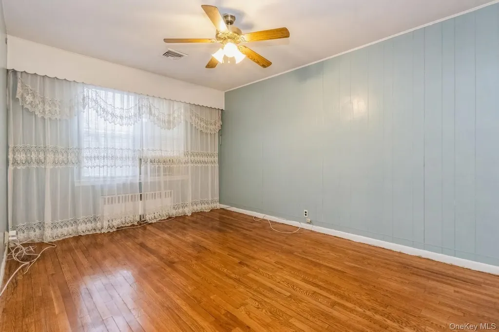 4121 Grace Avenue Bronx NY 10466