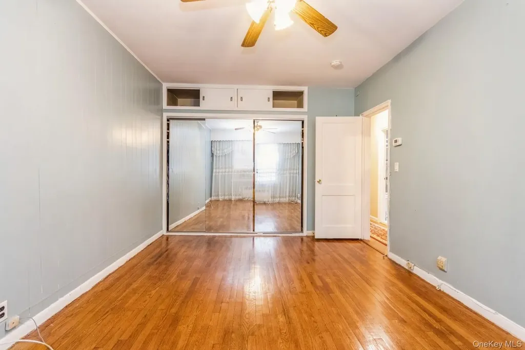 4121 Grace Avenue Bronx NY 10466