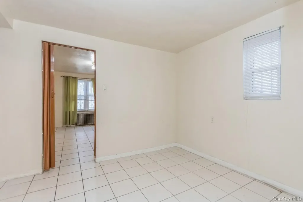 4121 Grace Avenue Bronx NY 10466