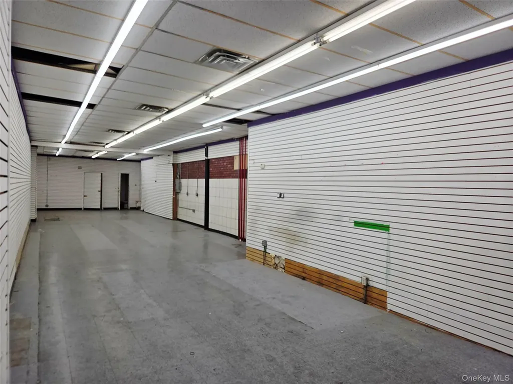 724 Broadway Brooklyn NY 11206