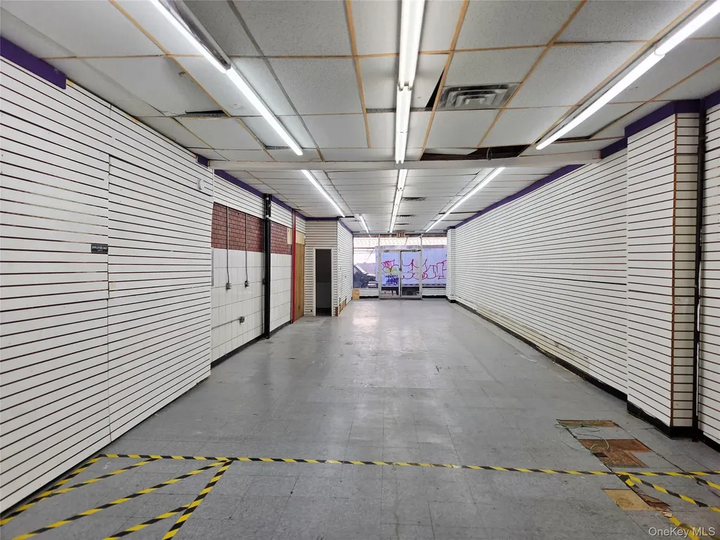 724 Broadway Brooklyn NY 11206