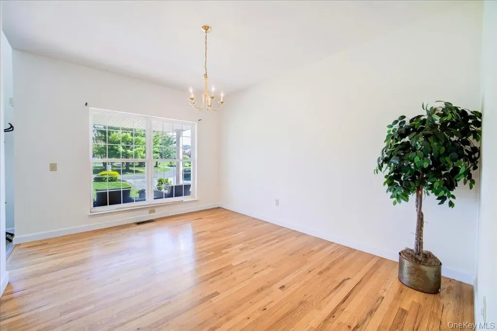 21 Alder Way Wappingers Falls NY 12590