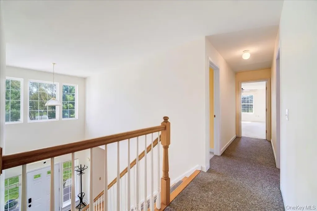 21 Alder Way Wappingers Falls NY 12590