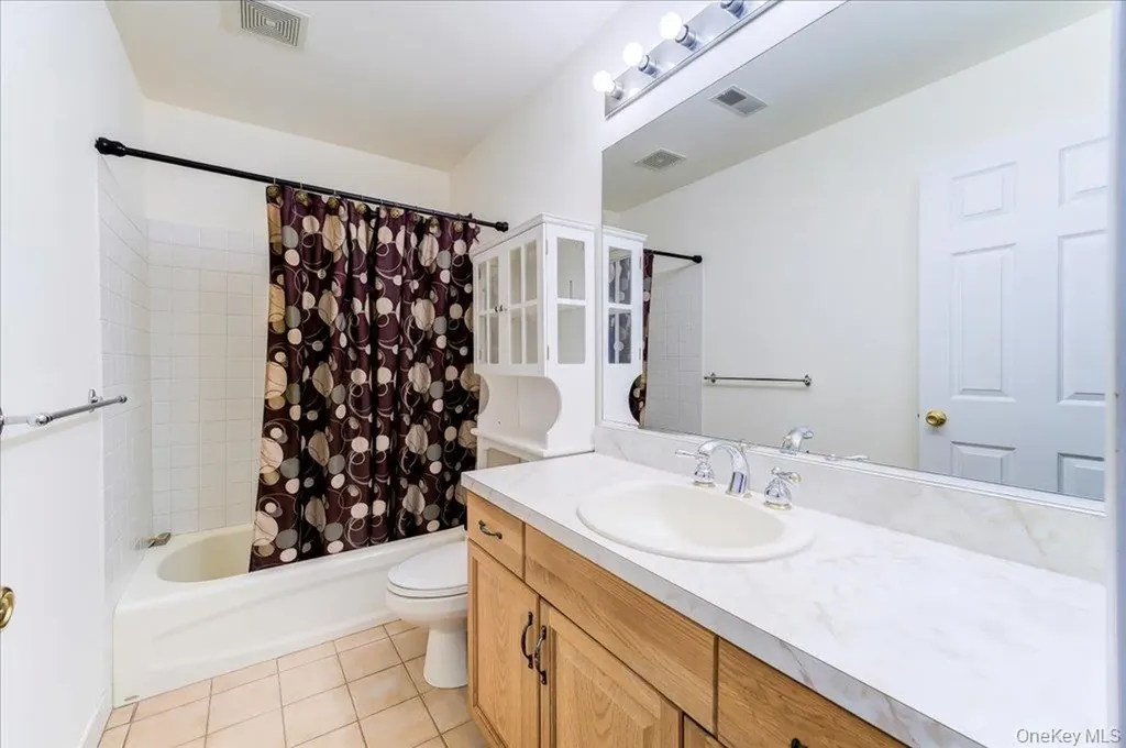 21 Alder Way Wappingers Falls NY 12590