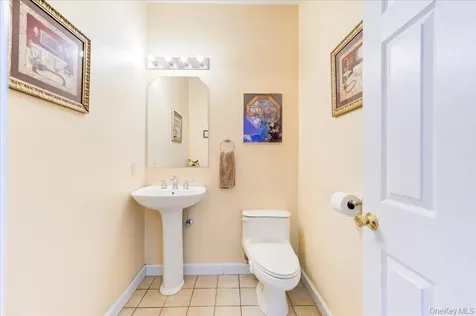 21 Alder Way Wappingers Falls NY 12590