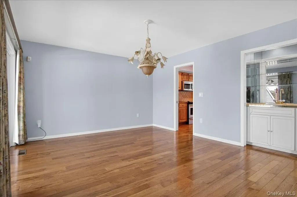3 South Collins Terrace Call Listing Agent NY 12866