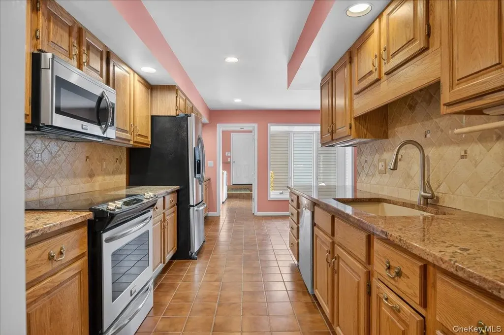 3 South Collins Terrace Call Listing Agent NY 12866