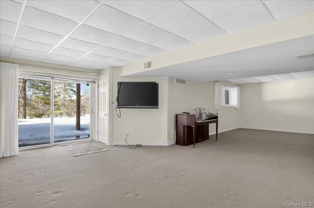 3 South Collins Terrace Call Listing Agent NY 12866
