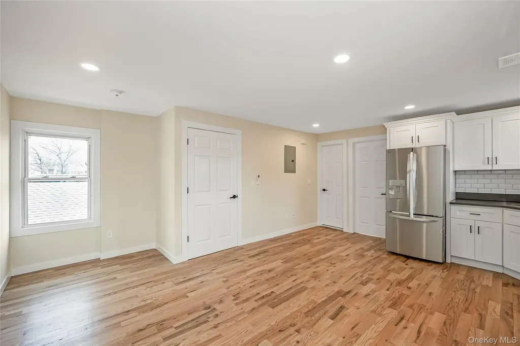 22011 139th Avenue Springfield Gardens NY 11413