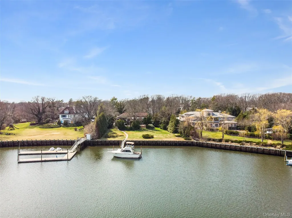 214 Cedar Avenue Hewlett Bay Park NY 11557
