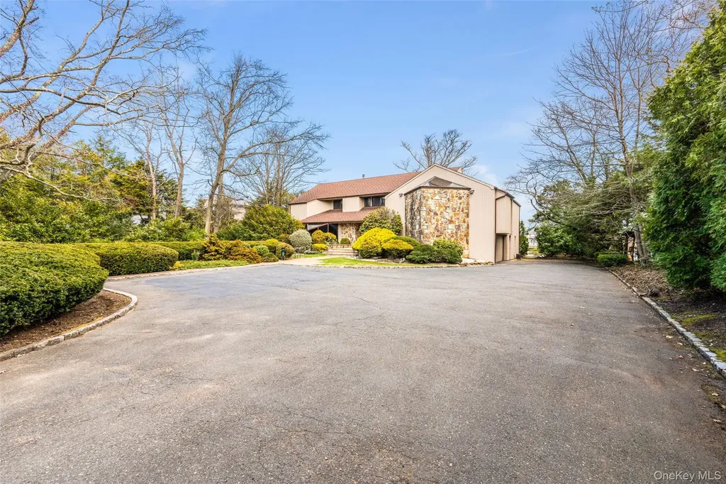 214 Cedar Avenue Hewlett Bay Park NY 11557