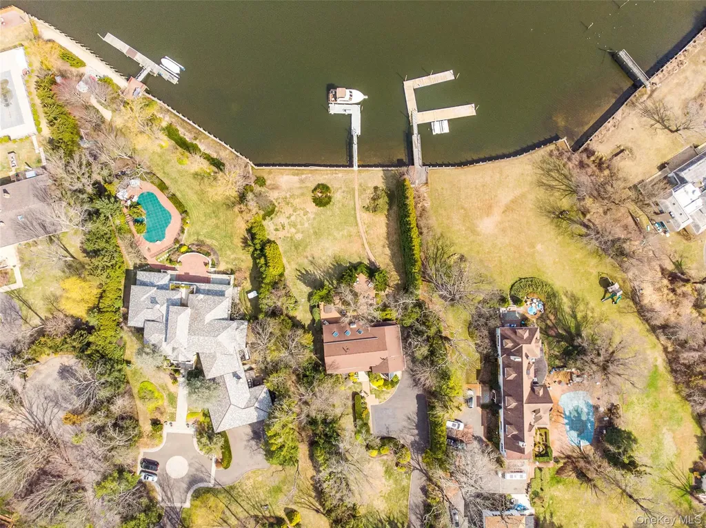 214 Cedar Avenue Hewlett Bay Park NY 11557