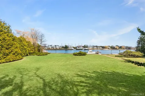 214 Cedar Avenue Hewlett Bay Park NY 11557