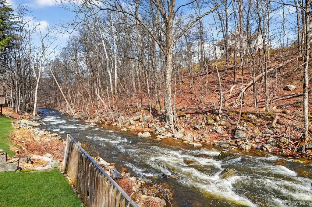 5 Bedford Lane Thiells NY 10984