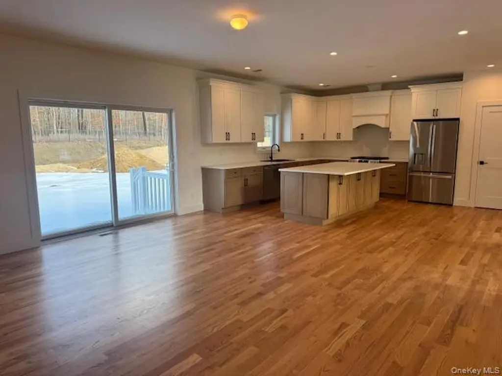 Lot #9 Colonels Path Manorville NY 11949