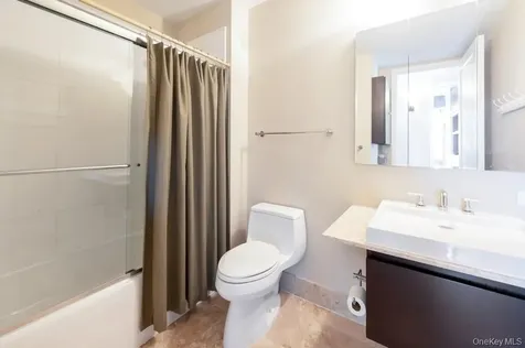 175 Huguenot Street New Rochelle NY 10801