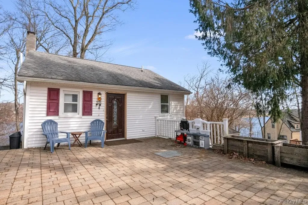 24 Clarkson Road Carmel NY 10512