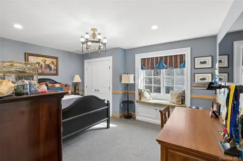 39 Cherry Lane Syosset NY 11791