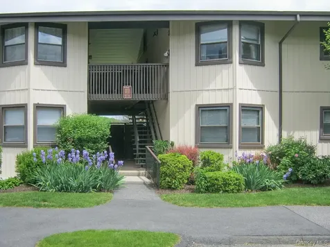 18L Hastings Court Yorktown Heights NY 10598