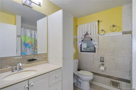 18L Hastings Court Yorktown Heights NY 10598