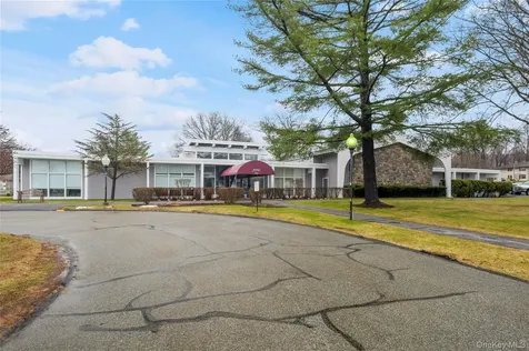 18L Hastings Court Yorktown Heights NY 10598