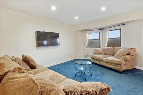 18L Hastings Court Yorktown Heights NY 10598