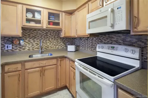 18L Hastings Court Yorktown Heights NY 10598