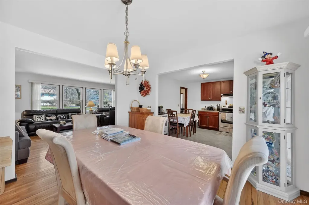 32 Sachson Place Wappingers Falls NY 12590