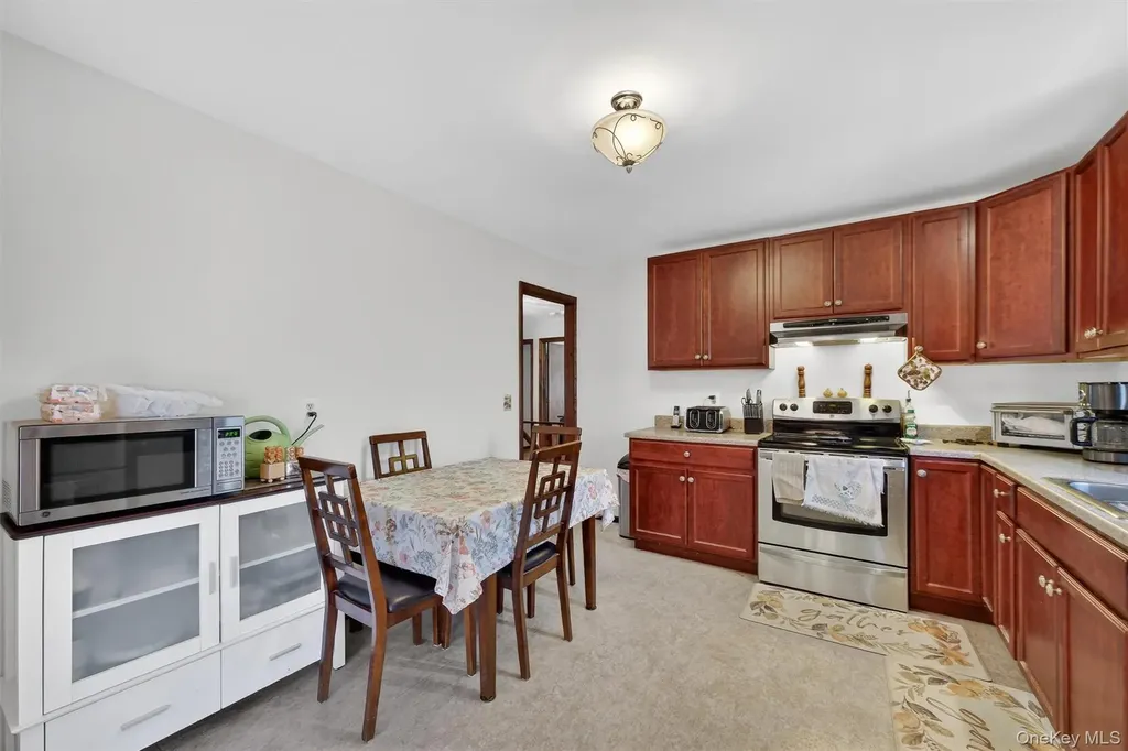 32 Sachson Place Wappingers Falls NY 12590