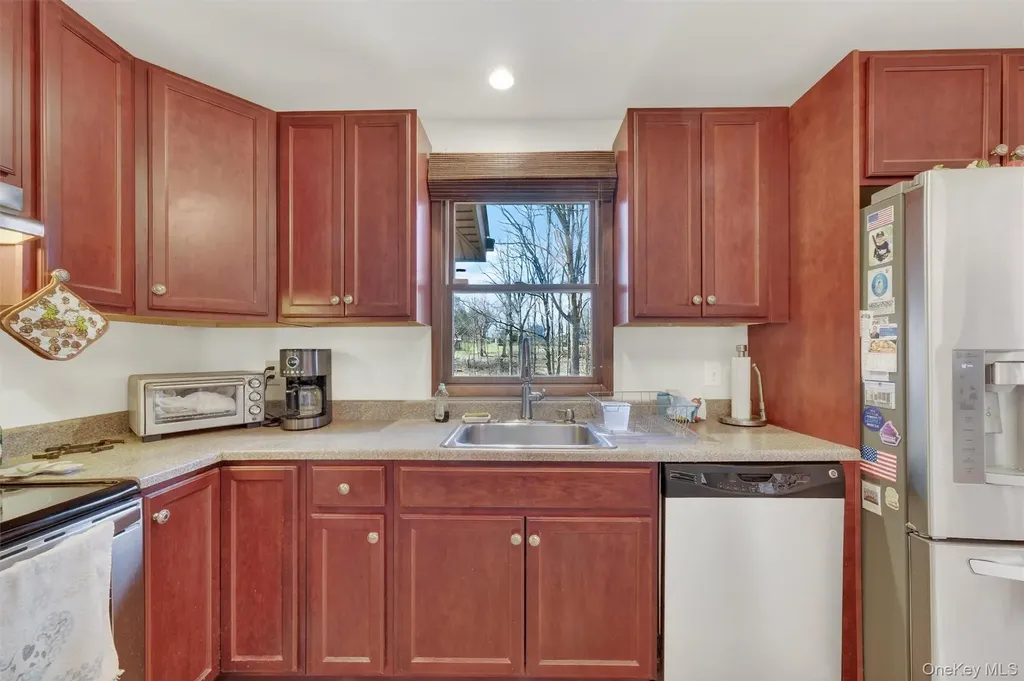 32 Sachson Place Wappingers Falls NY 12590