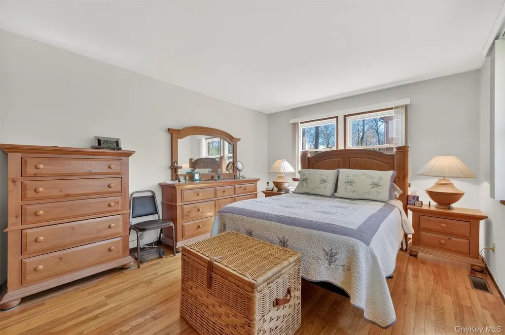 32 Sachson Place Wappingers Falls NY 12590