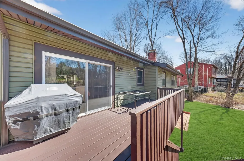 32 Sachson Place Wappingers Falls NY 12590