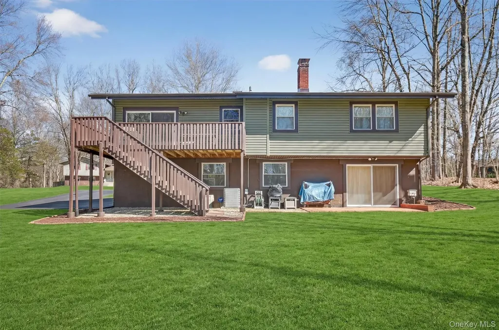 32 Sachson Place Wappingers Falls NY 12590