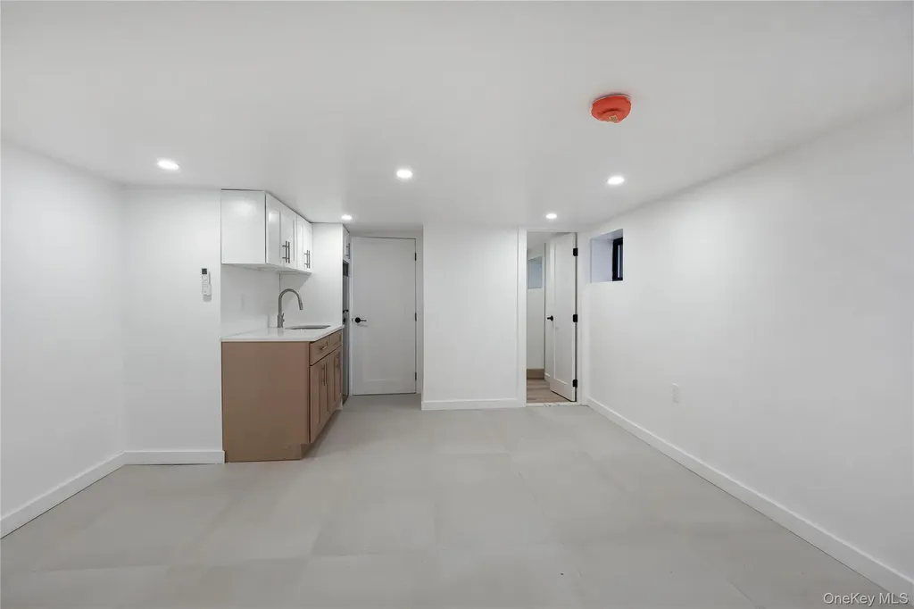 234 E 42nd Street Brooklyn NY 11203
